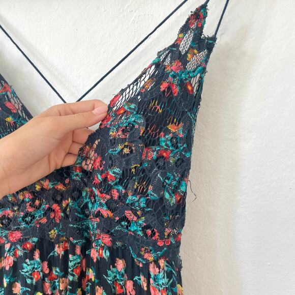 Free People - Printed Adella Mini Slip Dress - Picture 7 of 12